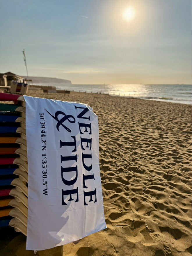 N&T Coastal Towel– Woven for Life by the Sea